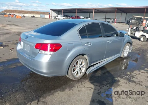 2013 Subaru Legacy 2.5I Premium из США, поврежденный, VIN 4S3BMBC61D3035787